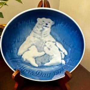 1974 Mothers Day Copenhagen Porcelain Plate